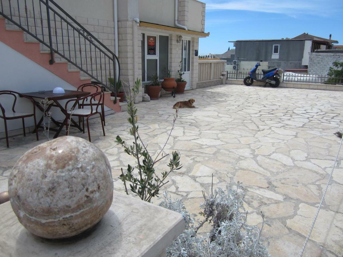 Apartments Villa Bella Vista Hvar Хвар Екстер'єр фото